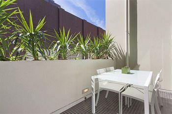 Apartment Hotel - The 150 Apartments Sydney Exterior photo
